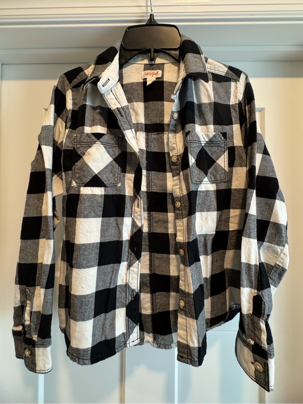 Girls size Large 10/12 | B & W Buffalo Plaid Button-Up Shirt | Cat & Jack